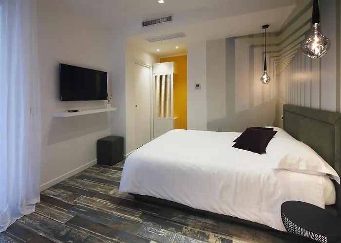 住宿加早餐酒店 Interno 7 3*