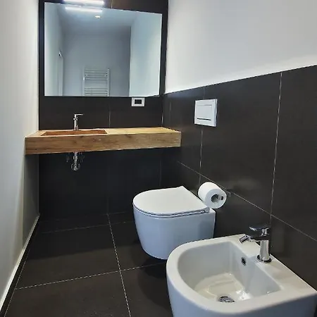 Interno 7 *